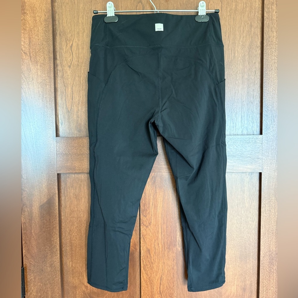 Vuori Compression Capri Length - Medium - image 2